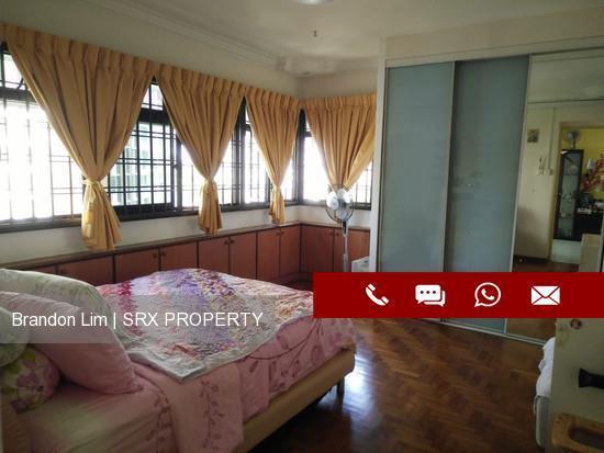 Blk 299 Bukit Batok Street 22 (Bukit Batok), HDB Executive #205813621